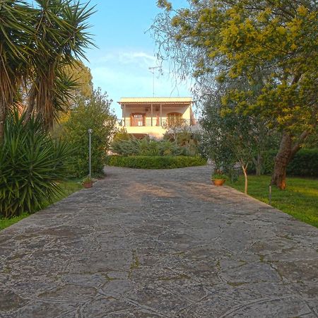 B&B Li Mari Lizzanello Екстер'єр фото