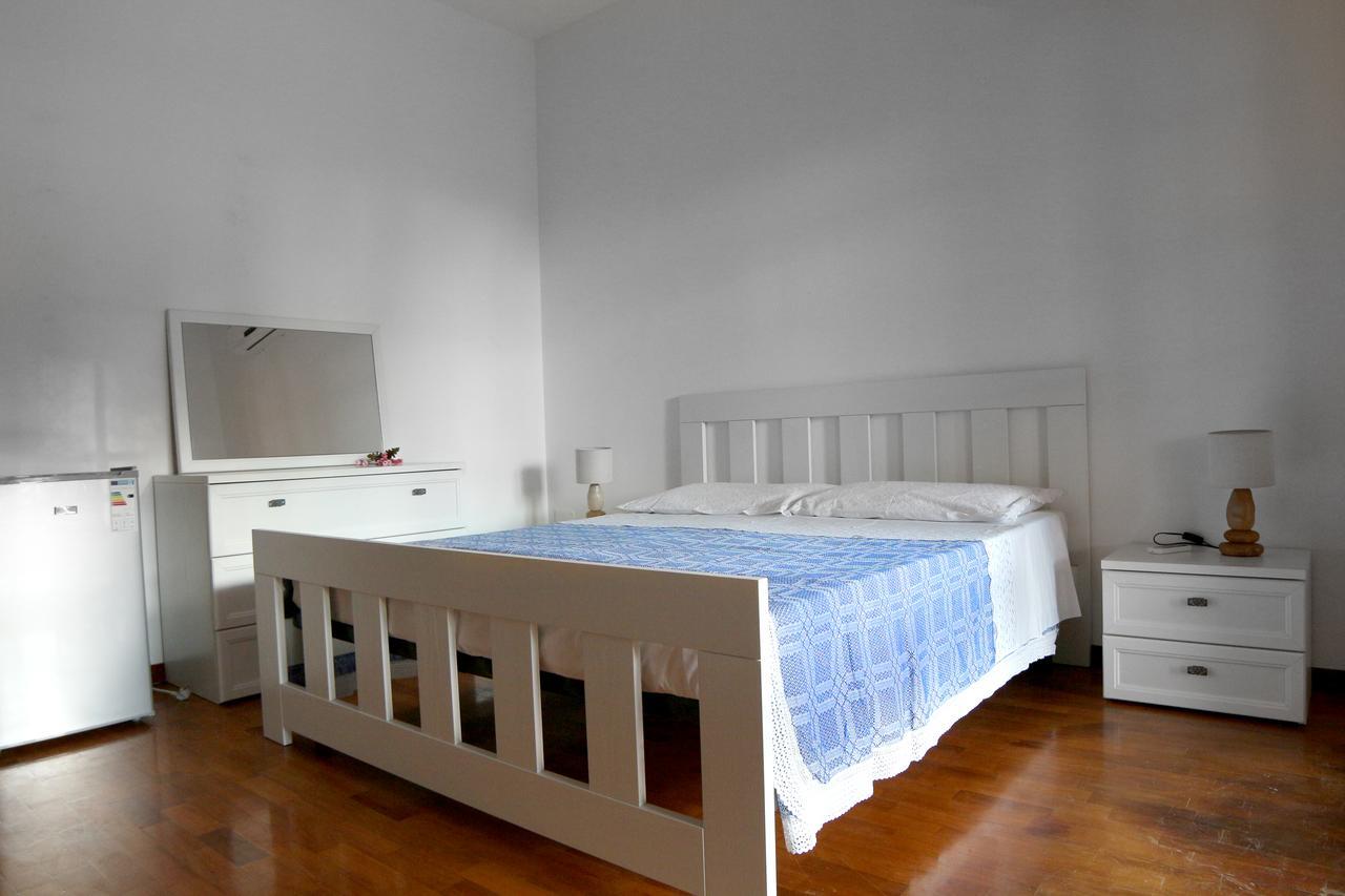 B&B Li Mari Lizzanello Екстер'єр фото