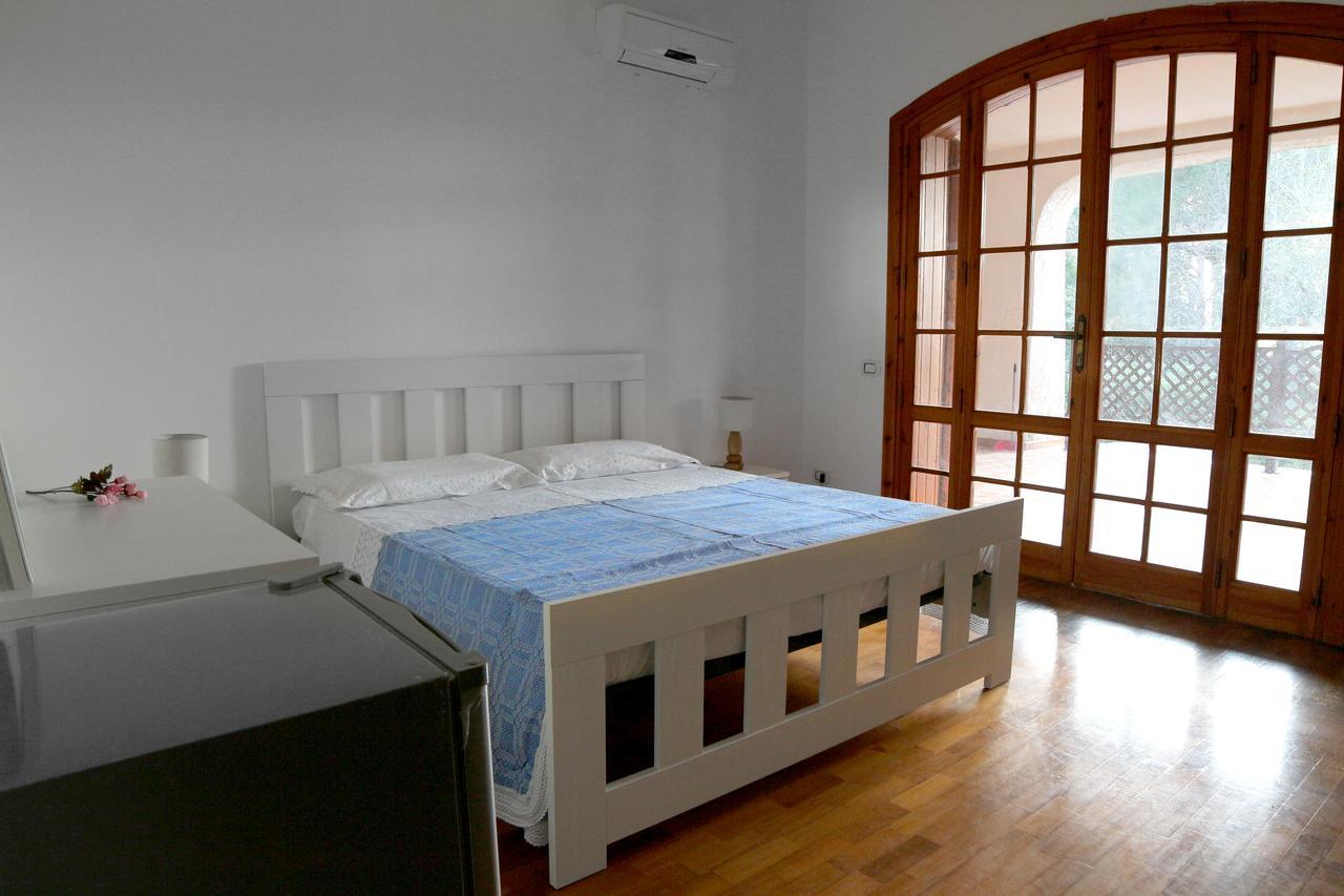 B&B Li Mari Lizzanello Екстер'єр фото